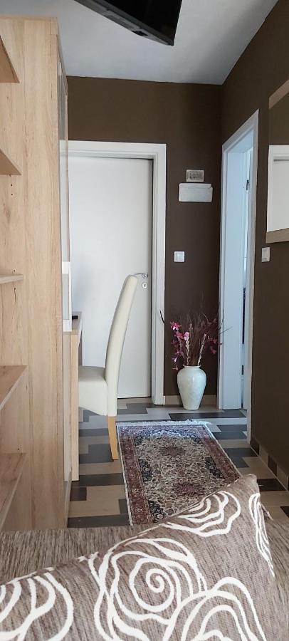 נייביצה Apartment Iva מראה חיצוני תמונה