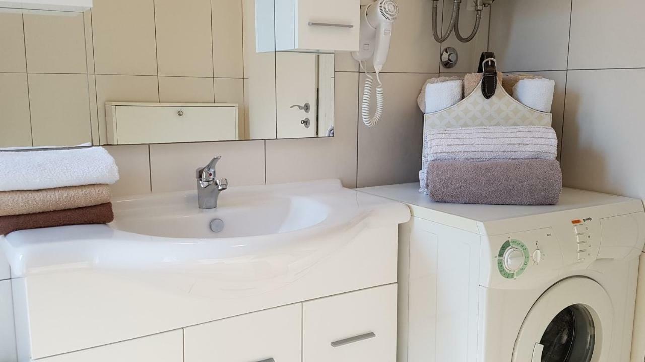 נייביצה Apartment Iva מראה חיצוני תמונה